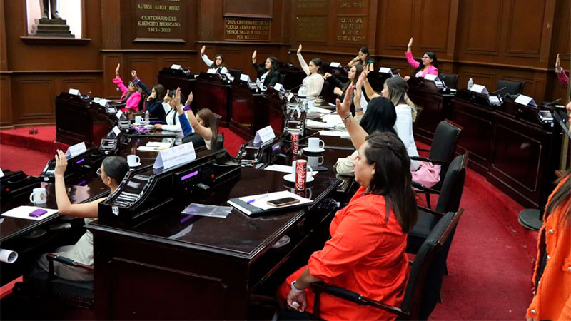 Aprueba Segundo Parlamento de Mujeres 2025 se descuente la pensión alimenticia del salario bruto del trabajador 