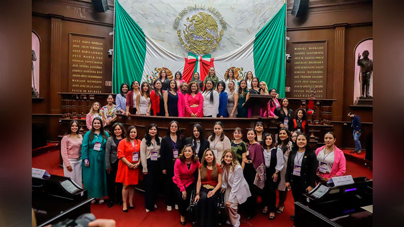  Concluye con éxito Segundo Parlamento de Mujeres 2025 del Congreso de Michoacán 