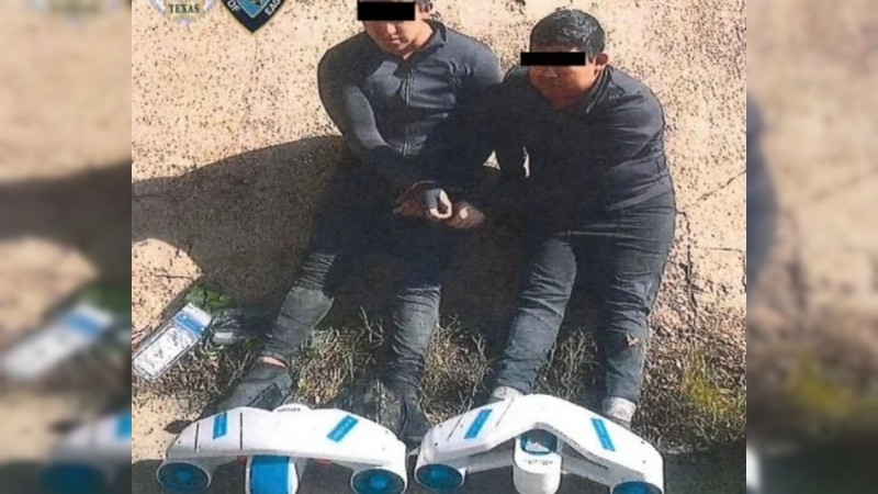 Con trajes de buzo y propulsores submarinos cruzan migrantes el Río Bravo de México a EEUU: Detienen a dos en Texas 