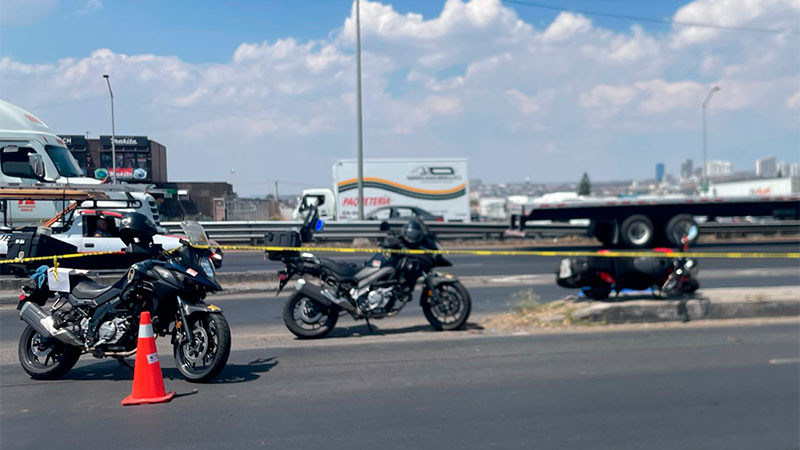 Accidente en la autopista México-Querétaro deja sin vida a un motociclista  