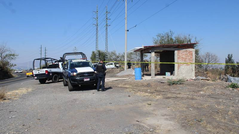 Hallan cadáver a un costado del Libramiento Norte de Zamora, Michoacán 