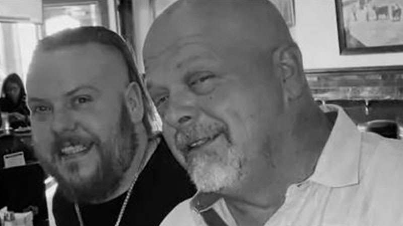 "No hay un día en que no piense en él": Rick Harrison ante la muerte de su hijo por sobredosis 