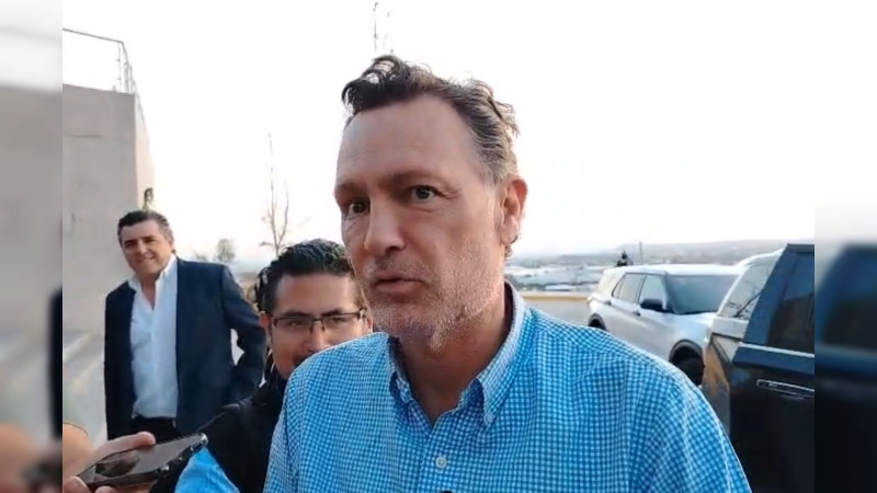 Decidirán estación del tren México-Querétaro Luis Nava y Felipe Macías: Mauricio Kuri 