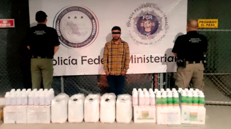 Arrestan en Sonora a hombre que transportaba sustancia ilegal oculta en envases de abono y fertilizante 