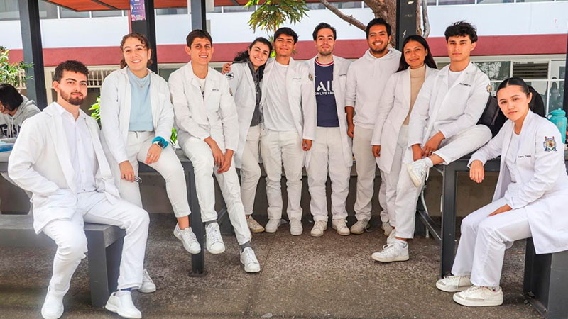 Da Federación opinión positiva a formación de médicos cirujanos de la UMSNH 