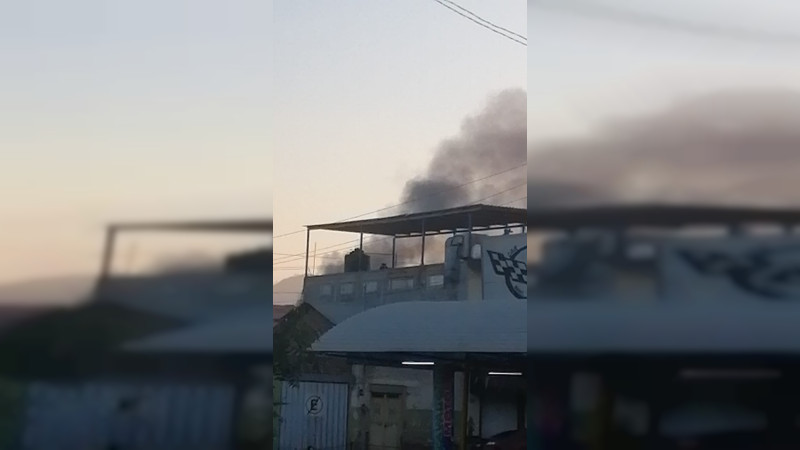 Explosión por acumulación de gases en supermercado de Apatzingán, Michoacán  