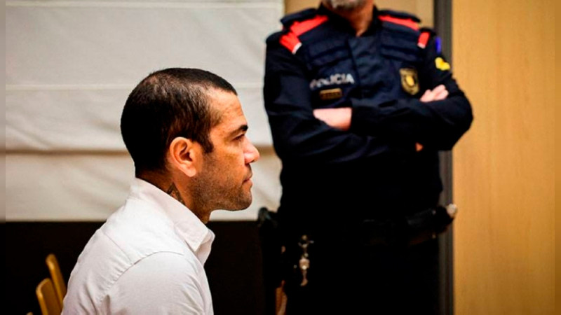 Absuelven a Dani Alves; tribunal de Cataluña anula sentencia por violación 