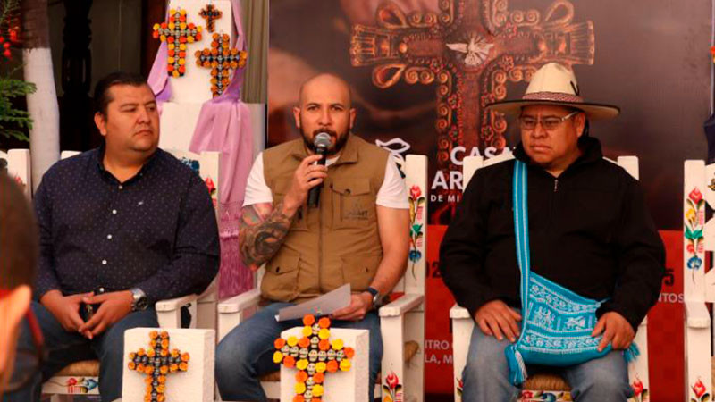 Viene la quinta edición del Concurso Artesanal de la Cruz de Barro en Capula, Michoacán 
