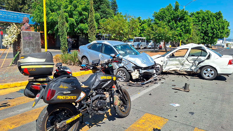 Accidente automovilístico en Uruapan, Michoacán, deja un muerto y tres heridos