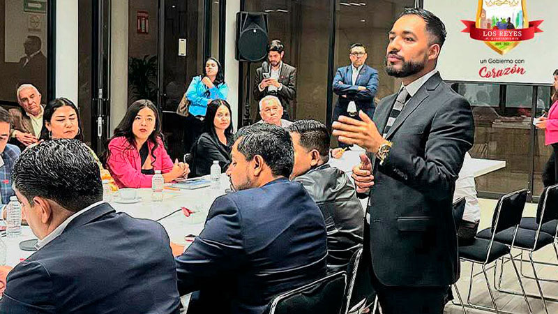 Humberto Jiménez gestiona recursos para obras y acciones que generen desarrollo en Los Reyes y municipios perredistas 