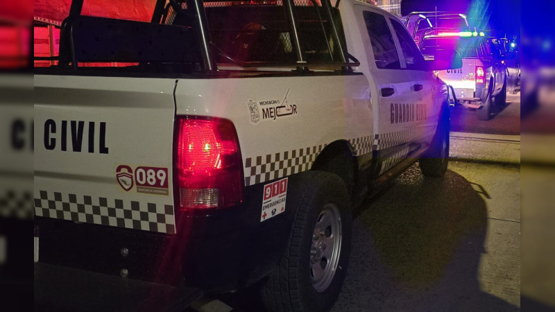 Ultiman a hombre a las afueras de un Modelorama en Parácuaro, Michoacán 