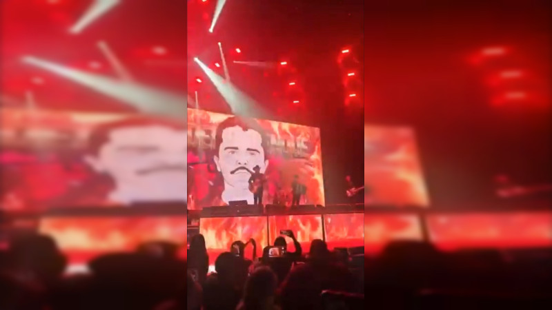 Rinden homenaje al Mencho, líder del CJNG, en presentación de “Los Alegres del Barranco” en auditorio de la Universidad de Guadalajara 
