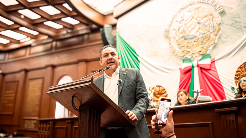 Víctor Manríquez propone reforma para garantizar crecimiento y desarrollo de Pueblos Mágicos de Michoacán 