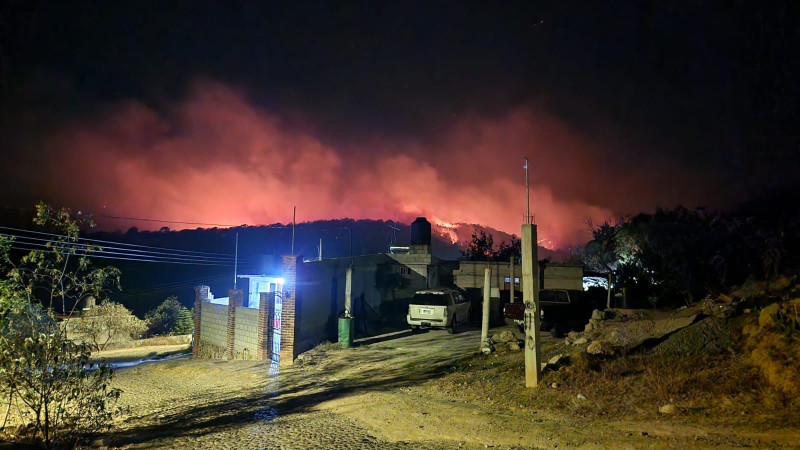 Querétaro: Piden elementos para sofocar incendio entre Amealco de Bonfil y Huimilpan  