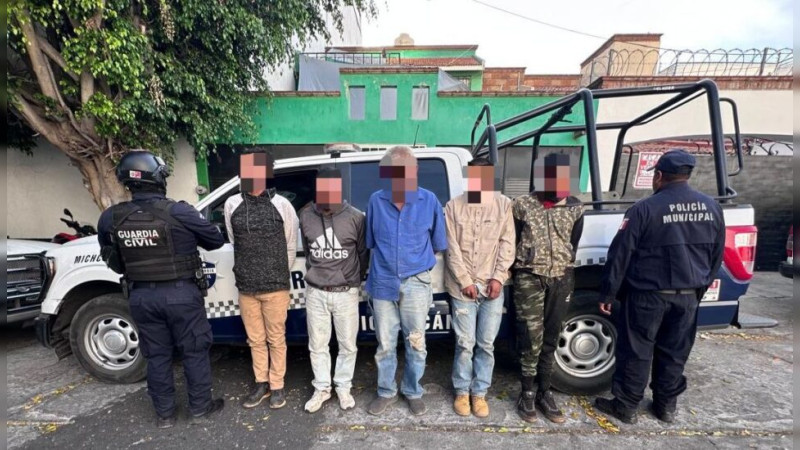Capturan a célula armada en Villa Morelos, en límites de Michoacán con Guanajuato: detienen a cinco sujetos 