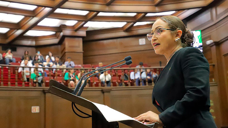Diputada Itzé Camacho presenta iniciativa para la revocación de mandato en Michoacán 