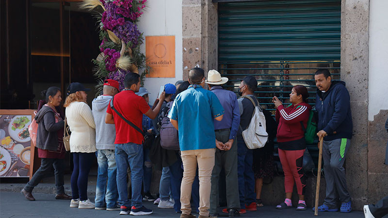 Pacientes con enfermedades renales solicitan que no se suspendan tratamientos en Michoacán  