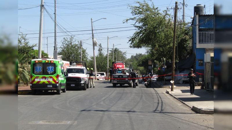 Balean a dos jóvenes en Zamora, Michoacán; uno murió, el otro está herido