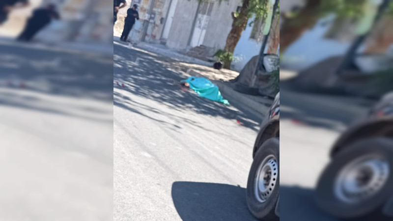 Balean a dos jóvenes en Zamora, Michoacán; uno murió, el otro está herido