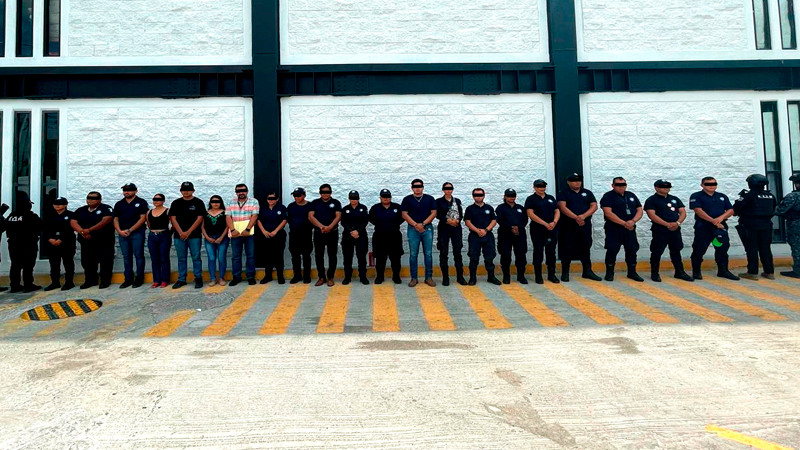 Caen 26 personas en 9 cateos en Chiapas; hay 21 policías y un comandante entre ellos  