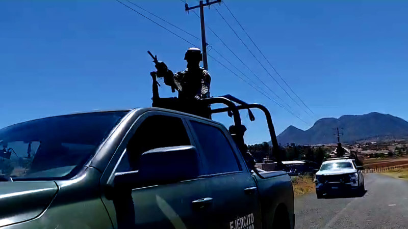 Atacan a policías con explosivos desde drones, en Huiramba, Michoacán: Aseguran laboratorio y a "cocinero" de Sinaloa en operativo posterior 