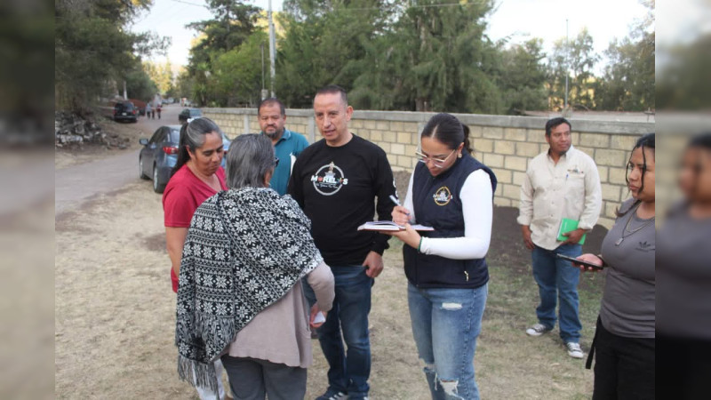 Pone en marcha Julio César Conejo programa de atención médica a mujeres embarazadas y adultos mayores 