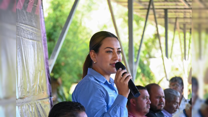 Inaugura Mónica Valdez Pulido paneles solares en Zacapu, Michoacán 