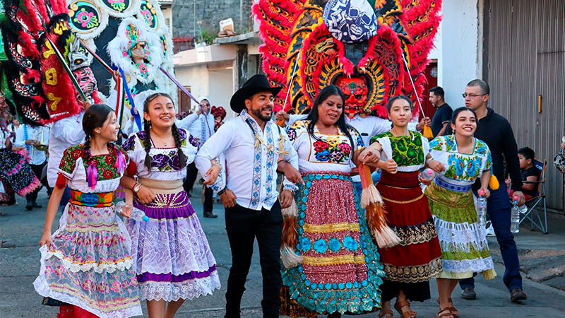 Humberto Jiménez respalda al Alcalde de Peribán y reconoce por éxito del arranque de la Feria de Domingo de Ramos