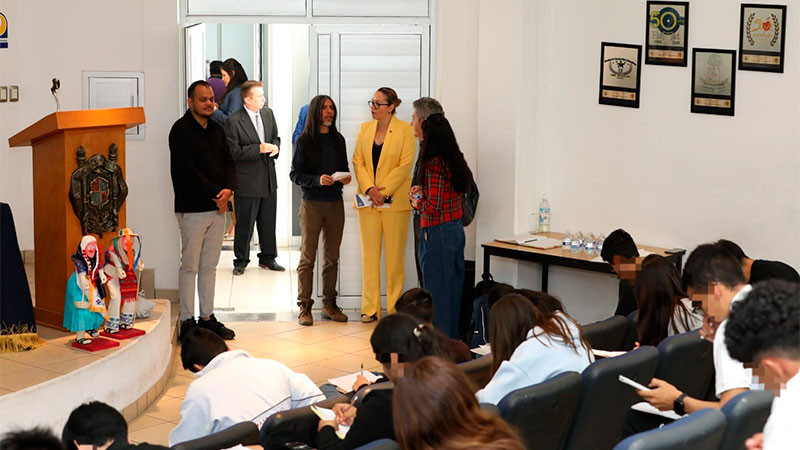 UMSNH con mayor número de participantes en Olimpiada Estatal de Física; Yarabí Ávila destaca dedicación de nicolaitas 