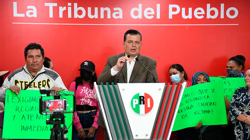 Exige Memo Valencia atención al desplazamiento forzado en Michoacán 