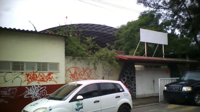 Por cobro de piso y amenazas, adelantan fin de ciclo escolar y cierra sus puertas Escuela Primaria en Uruapan, Michoacán 