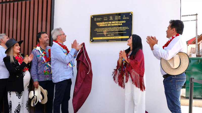 Inaugura Bedolla mercado de Pátzcuaro; referente económico, turístico y cultural de la región  
