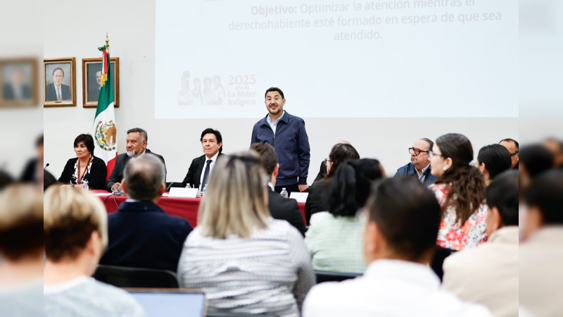 Instruye Martí Batres a subdelegados médicos del ISSSTE a anteponer el humanismo por encima de la burocracia 