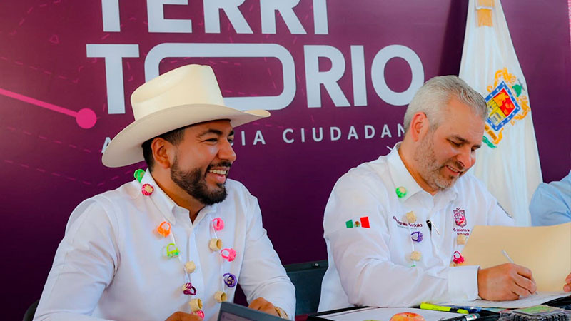 Humberto Jiménez celebra anuncio del Gobernador de construcción de mercado municipal en Los Reyes 