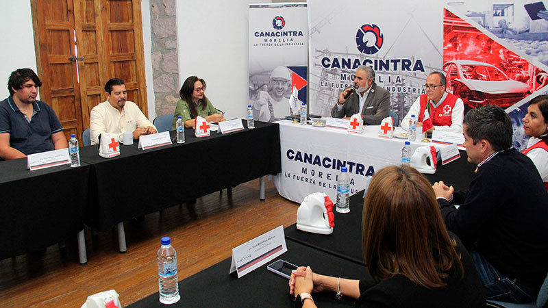 Signaron CANACINTRA Morelia y Cruz Roja Mexicana convenio por la prevención de la salud 