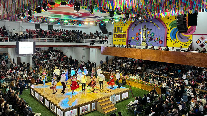Inaugura López Birlain Concurso Nacional de Baile de Huapango Huasteco 