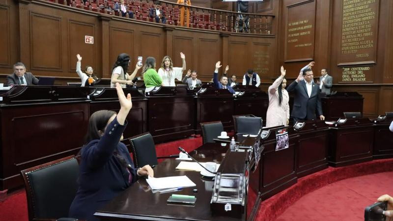 Exhorta Congreso a UMSNH a convenir con DIF para que sus adolescentes estudien de manera gratuita 