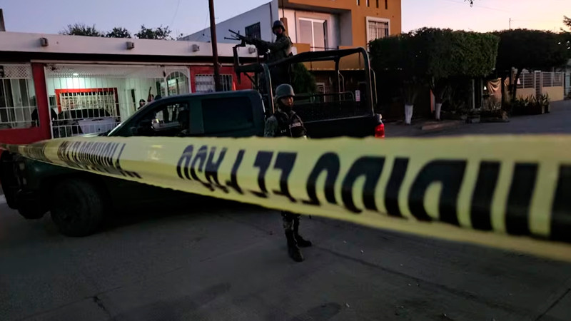 Abandonan restos humanos en maleta, en Nezahualcóyotl, Edomex 