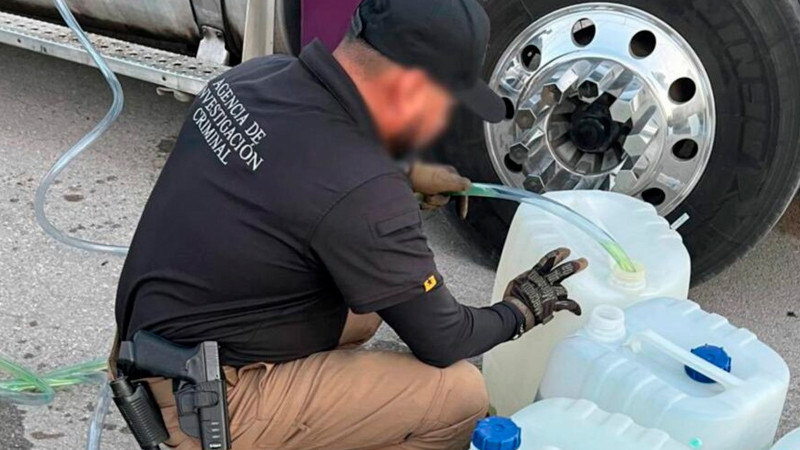 Aseguran 250 litros y 47 kilos de diversos estupefacientes en Durango y Coahuila; hay dos detenidos 