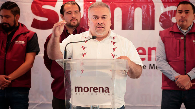 Jesús Mora cuestiona el actuar de Barragán tras aprobación del término “Gobernadora” en la Constitución de Michoacán 