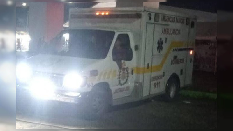 Grave adolescente tras accidente en moto en Apatzingán, Michoacán 