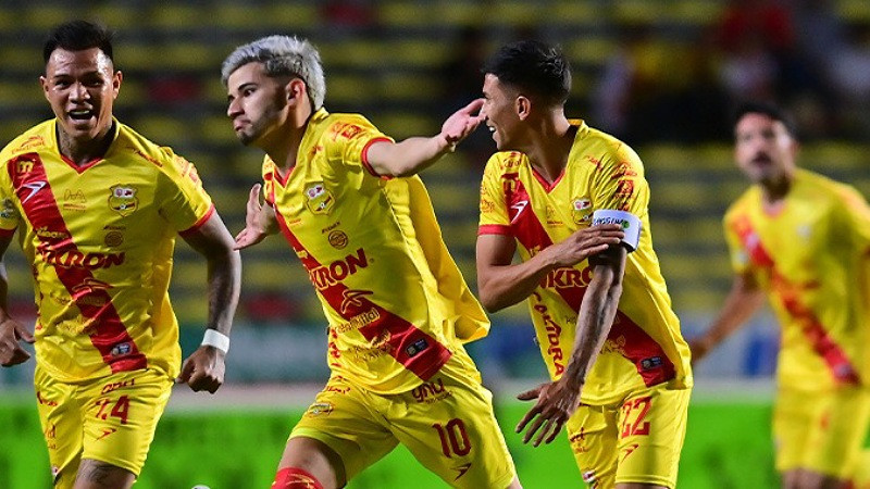 Triunfan los Canarios 2-1 sobre las Iguanas y se meten a zona de Liguilla 