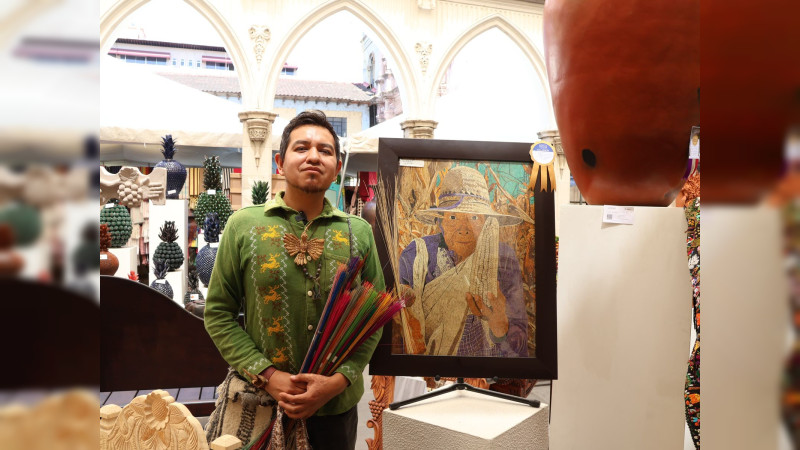 Tlalpujahua celebra primer galardón obtenido en el Concurso Artesanal de Uruapan, Michoacán 
