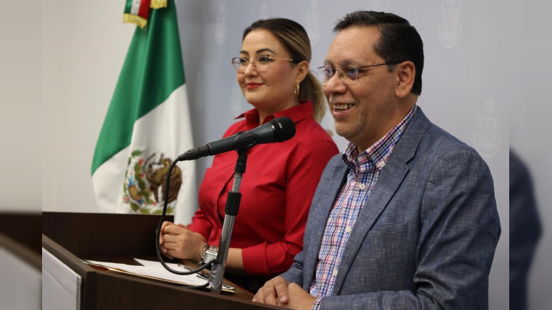 Diputados de Querétaro presentan iniciativa contra el nepotismo y reelección  