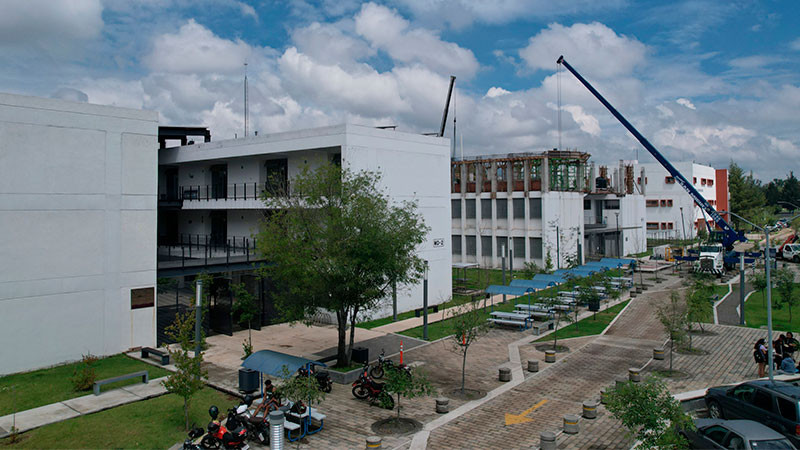 Multi-DES se transforma en la Escuela de Estudios Superiores Interdisciplinarios, alrededor de mil 500 estudiantes beneficiados 