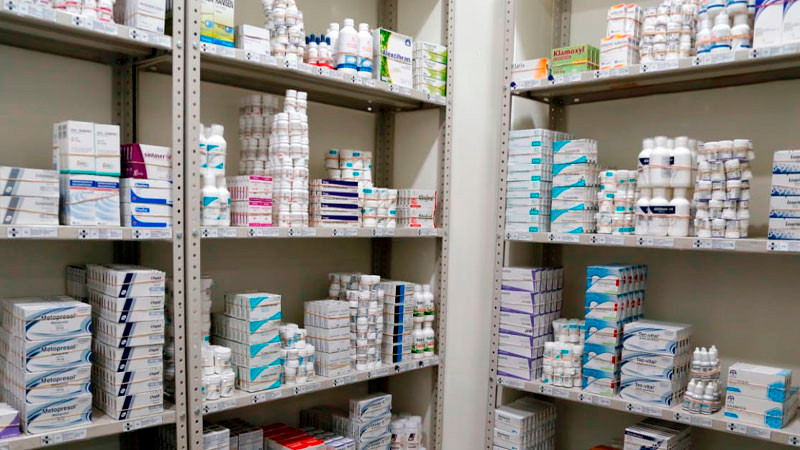 Anuncia Sheinbaum sanciones para empresas con sobrecostos en medicamentos 