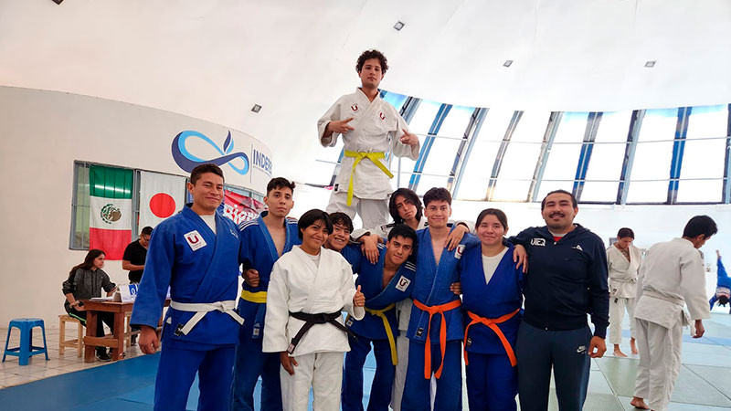 Nueve judokas de la UTEQ clasifican a la Universiada Nacional 2025 