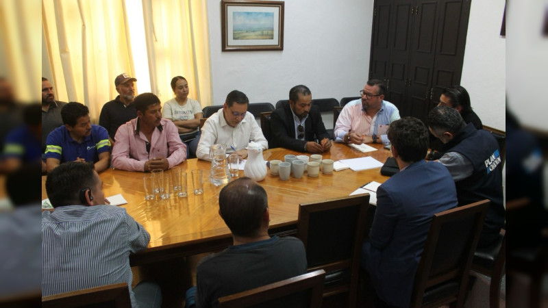 Querétaro: Dan seguimiento a la rehabilitacion de la carretera que conecta La Palma y La Gotera