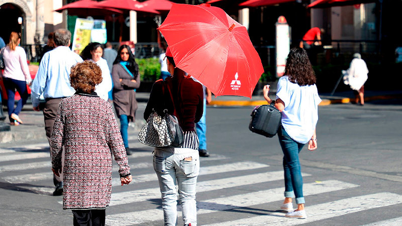 Preparen las sombrillas pero para el sol; se prevén dos ondas de calor en el país 