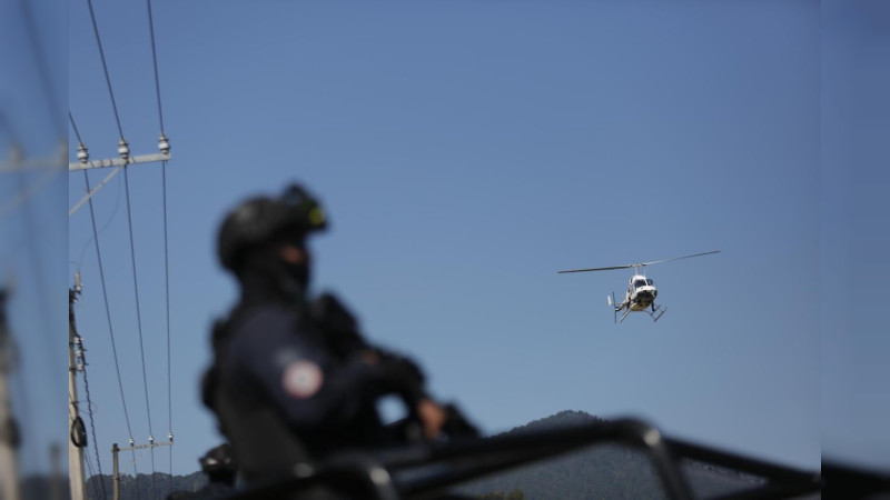 La SSP Michoacán detiene a dos con órdenes de aprehensión por secuestro y robo de vehículo 